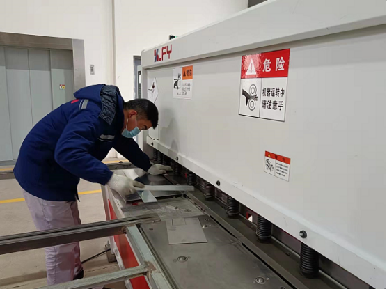 安徽龍和電力集團 以5G網絡為引擎，打造智能配電柜工廠新標桿